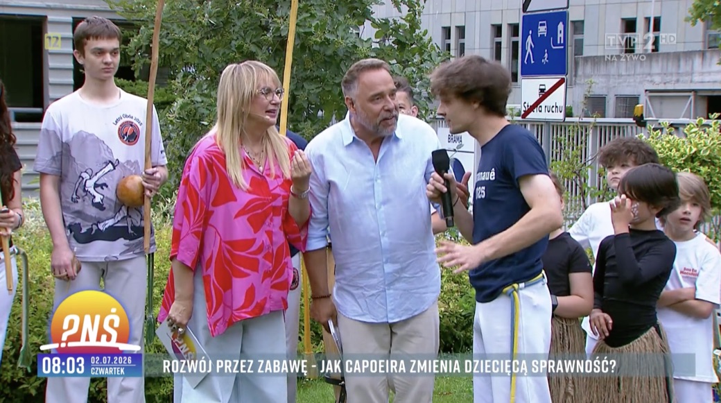 Michał Wolniak i grupa International Capoeira Raiz w programie Pytanie na Śniadanie w TVP2